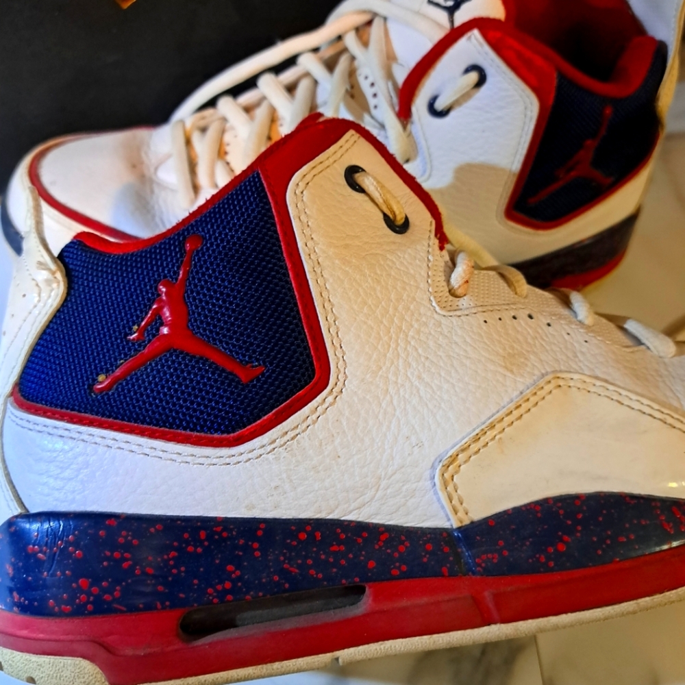 JORDAN COURTSIDE SHOES
